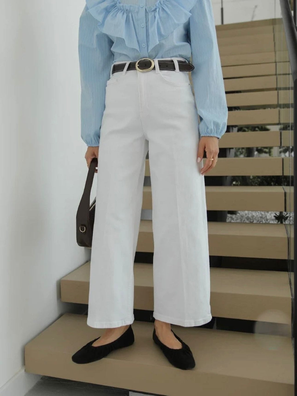 ZARA High-Waist Wide Leg White Jeans
