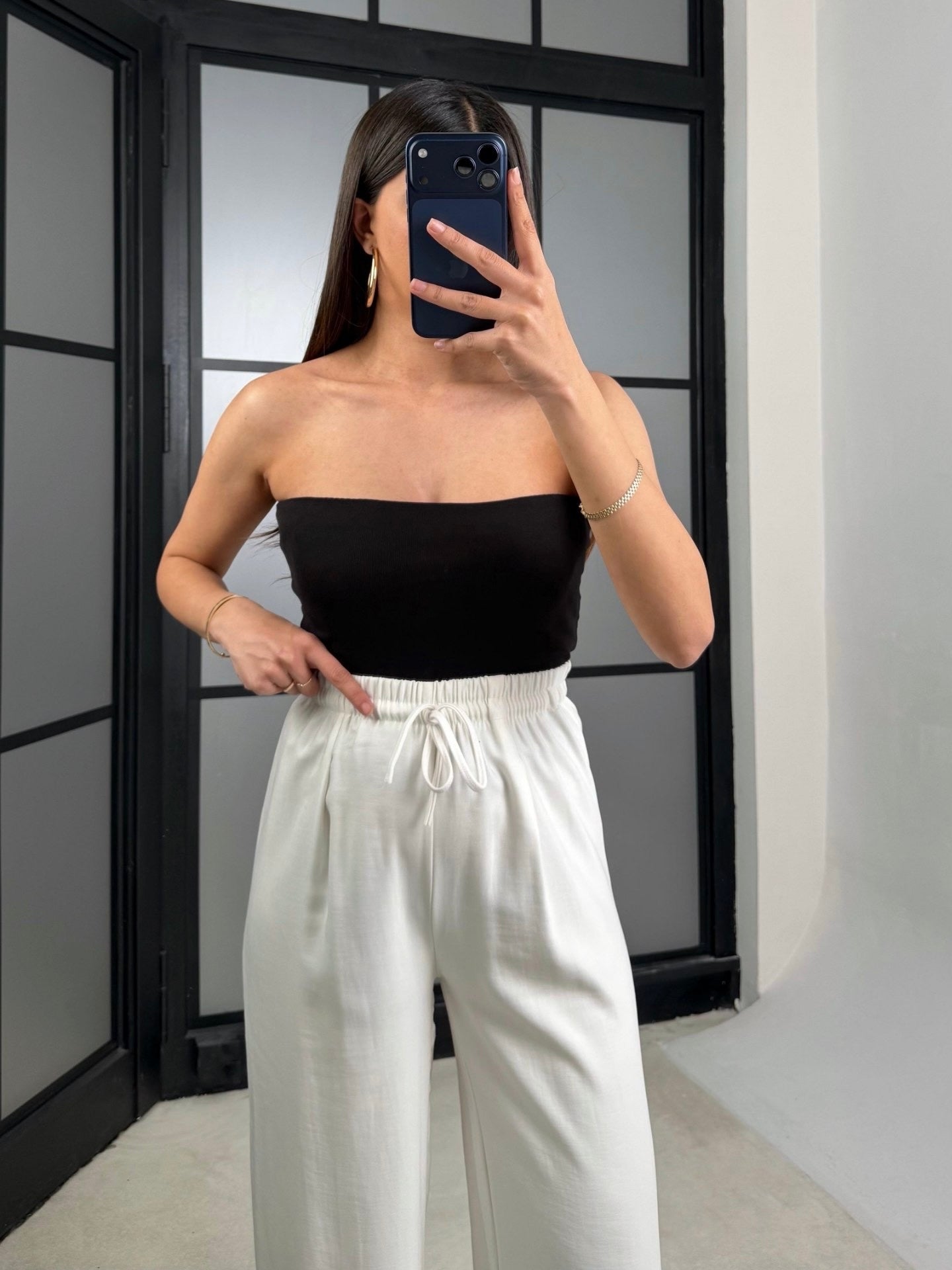 Off-White Breeze Wide-Leg Pants