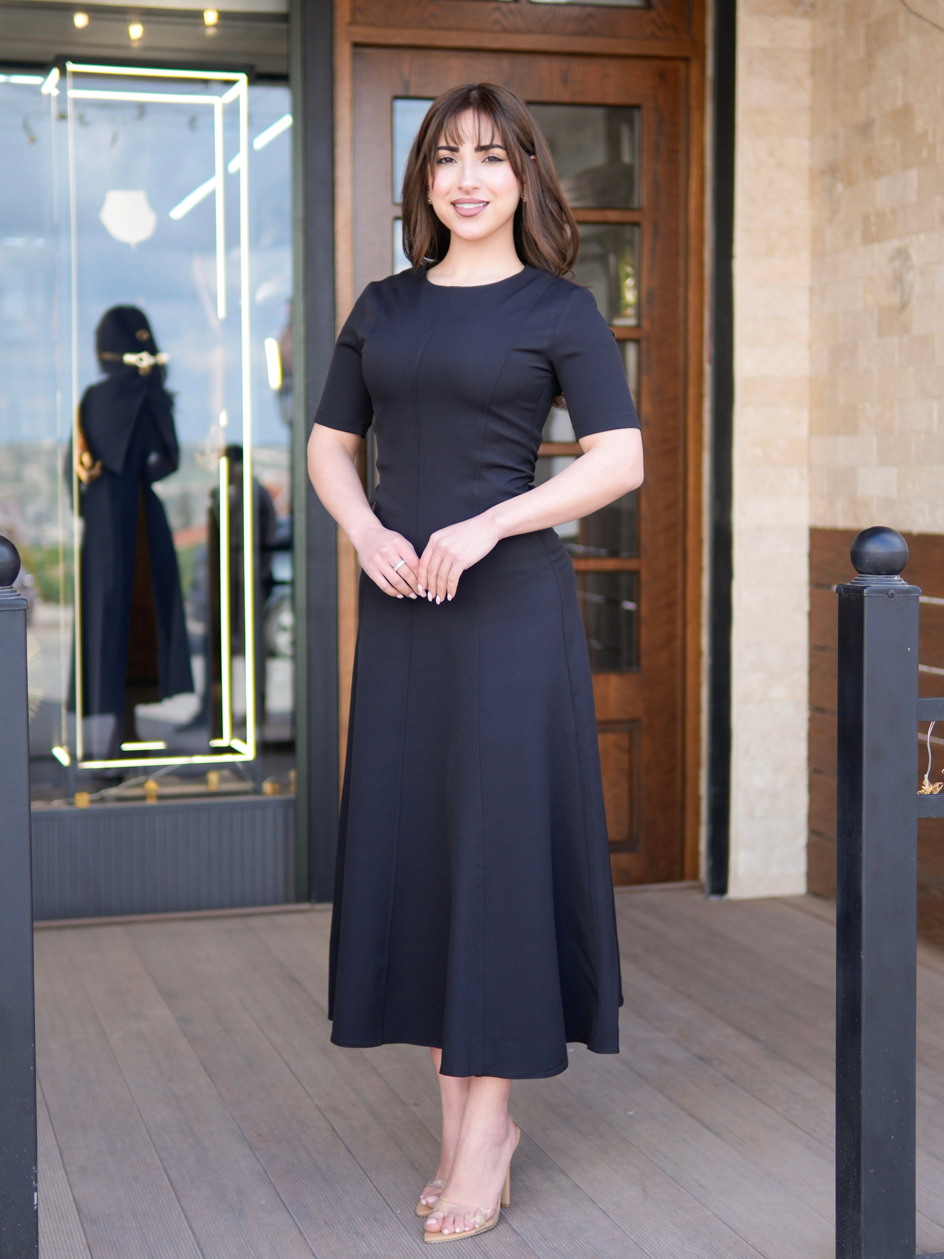 Elegant Black Midi Dress
