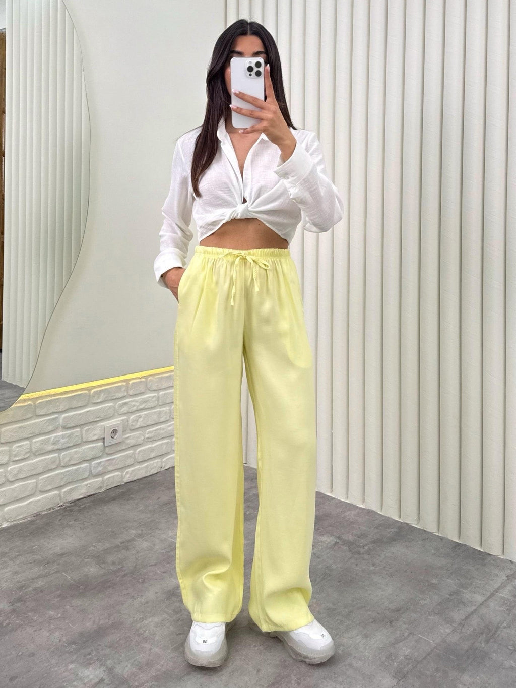 Lemon Breeze Wide-Leg Pants