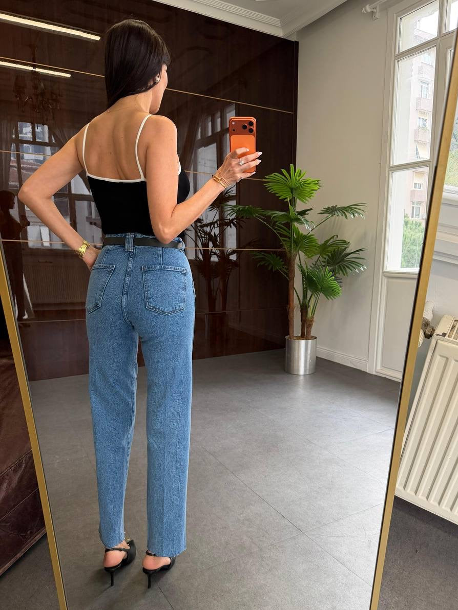 High Waist Straight Jeans