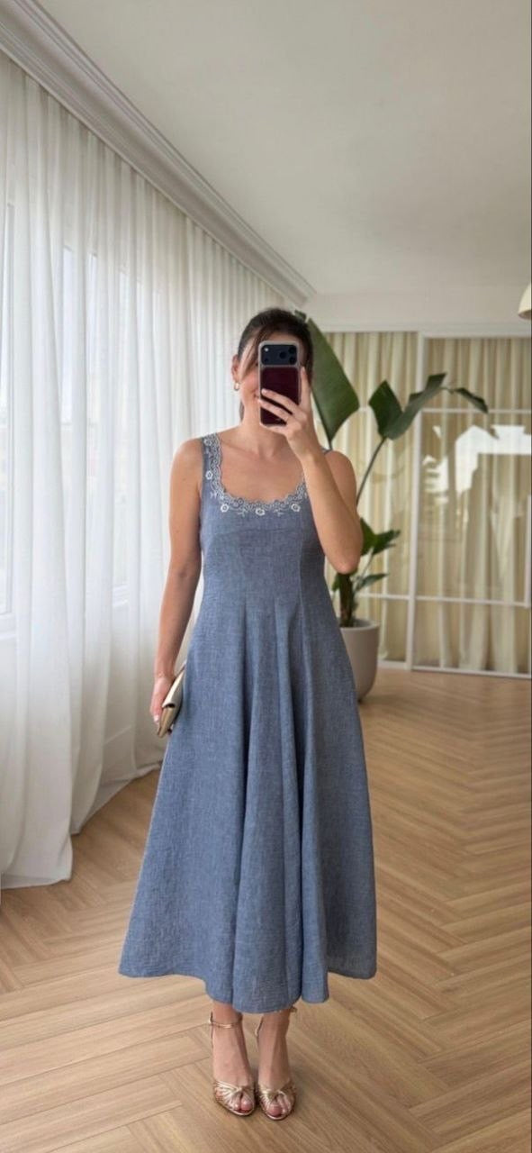 Bluebell Breeze Midi Dress
