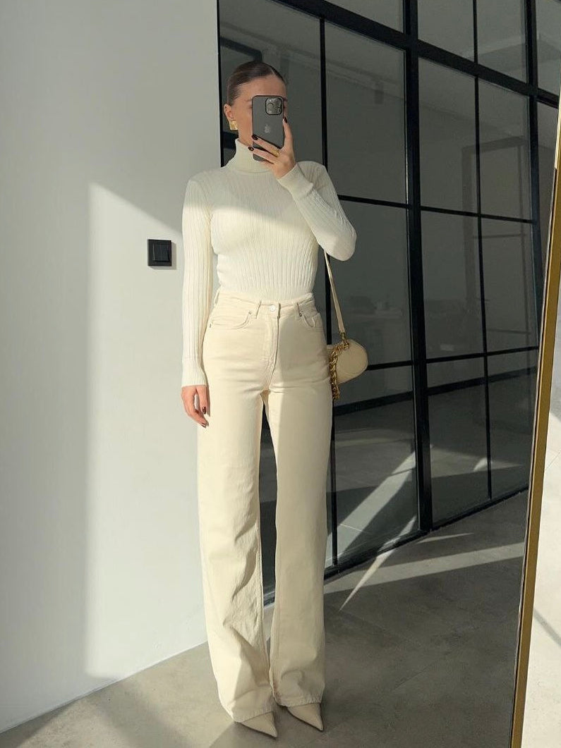 Beige Zara Jeans
