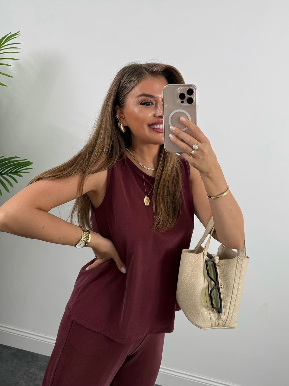 Burgundy Comfort Set