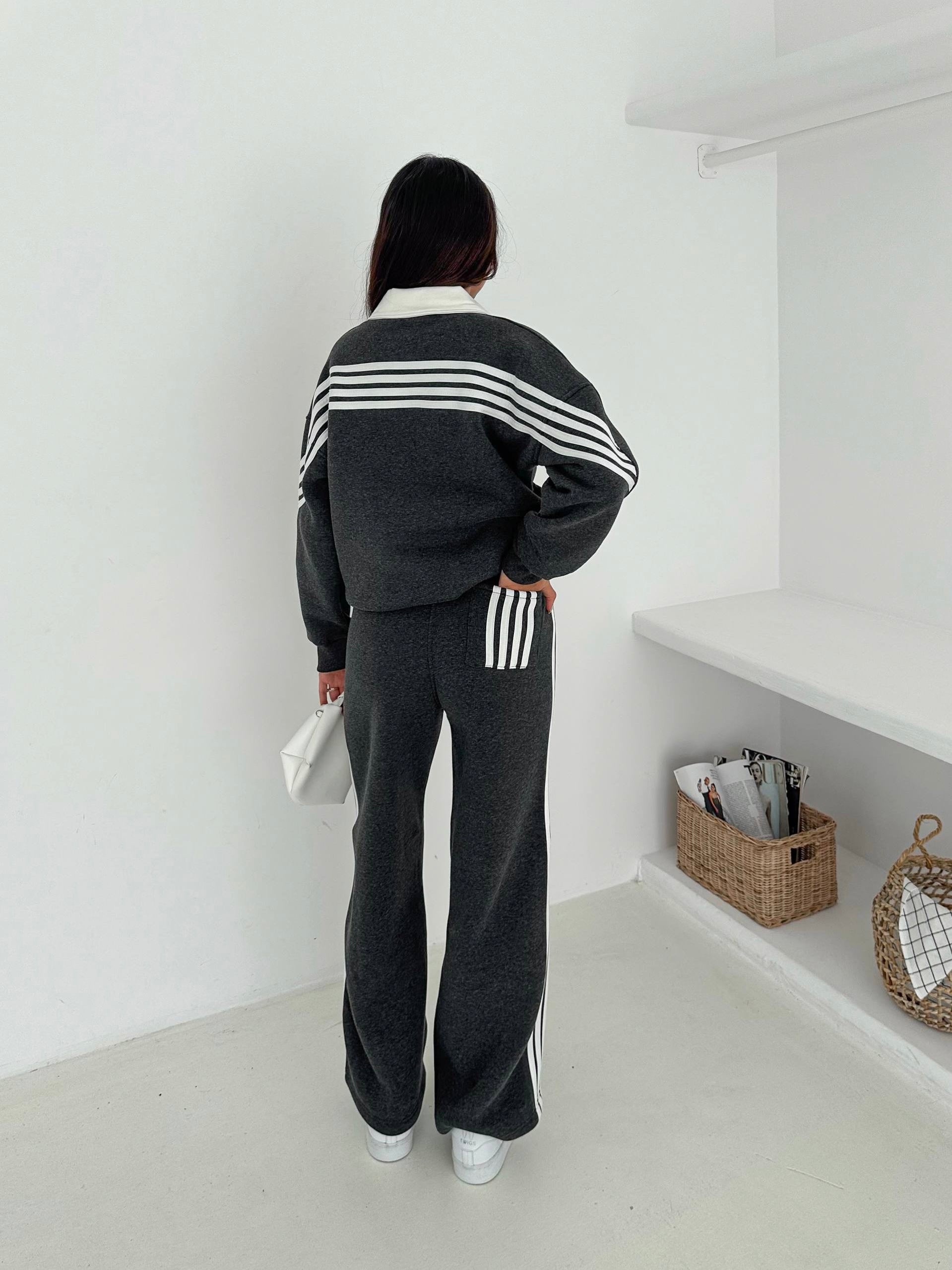 Dark Athletic Stripe Set