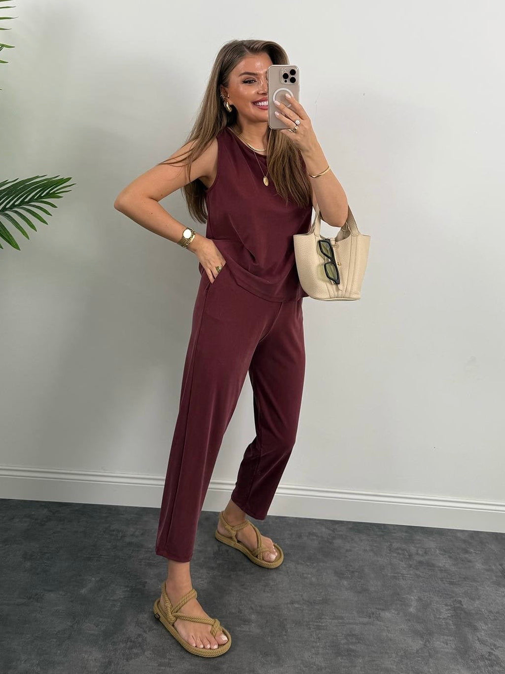 Burgundy Comfort Set