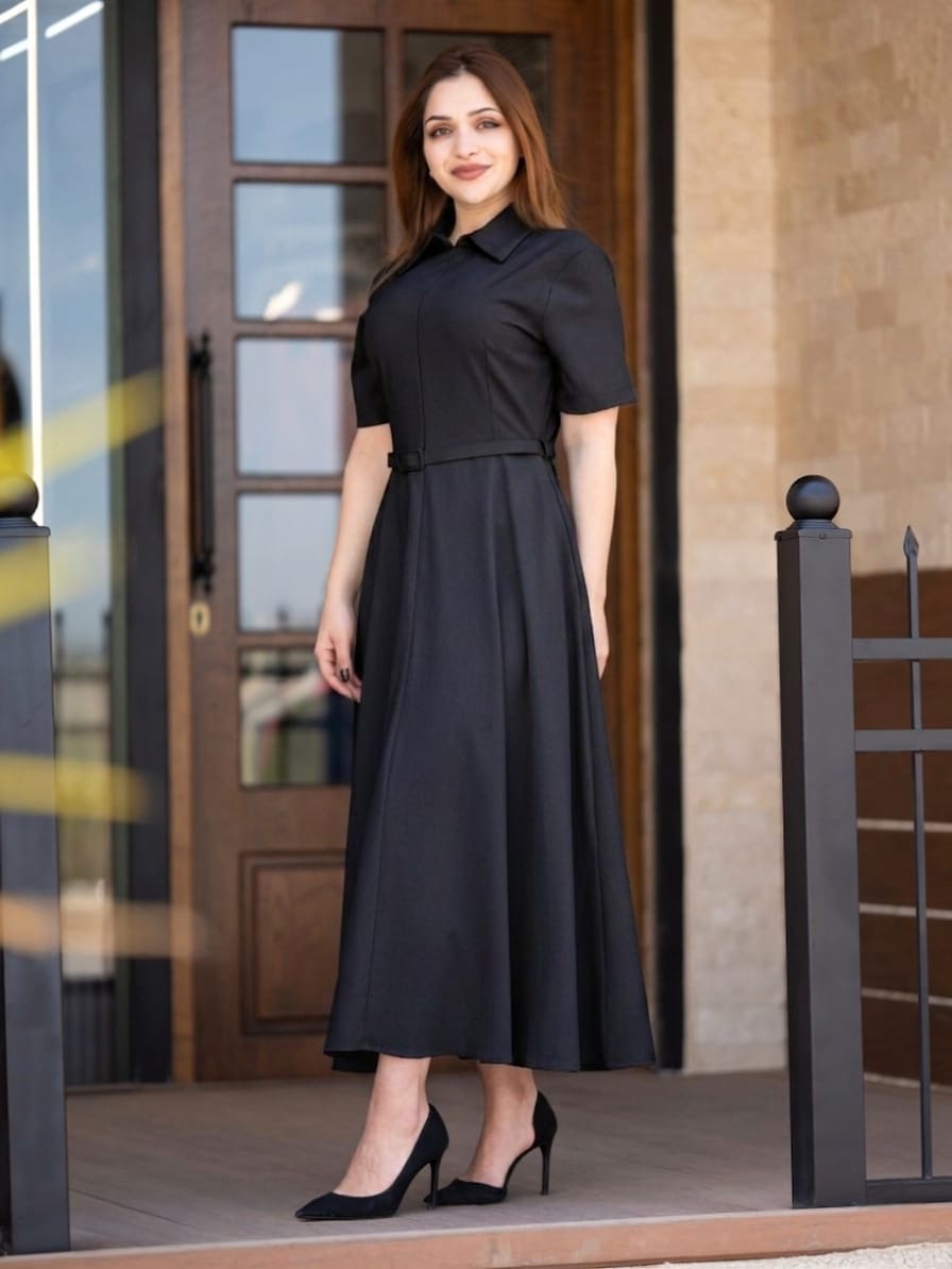 Elegant Black Maxi Dress