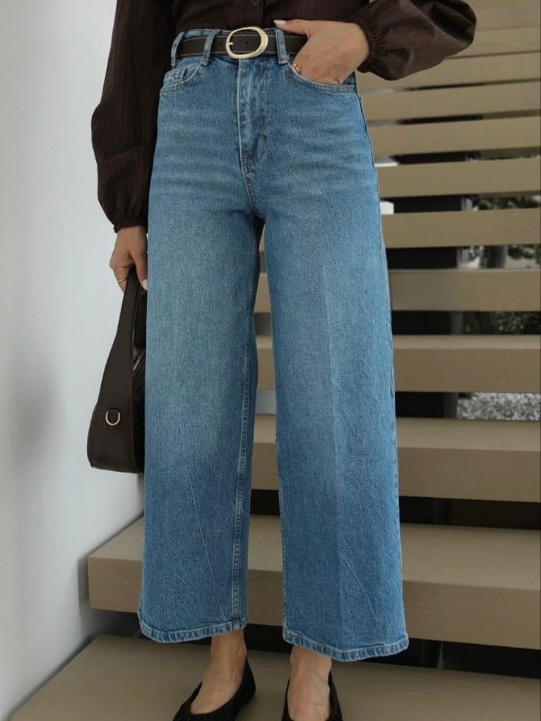 ZARA High-Waist Wide Leg Blue Jeans