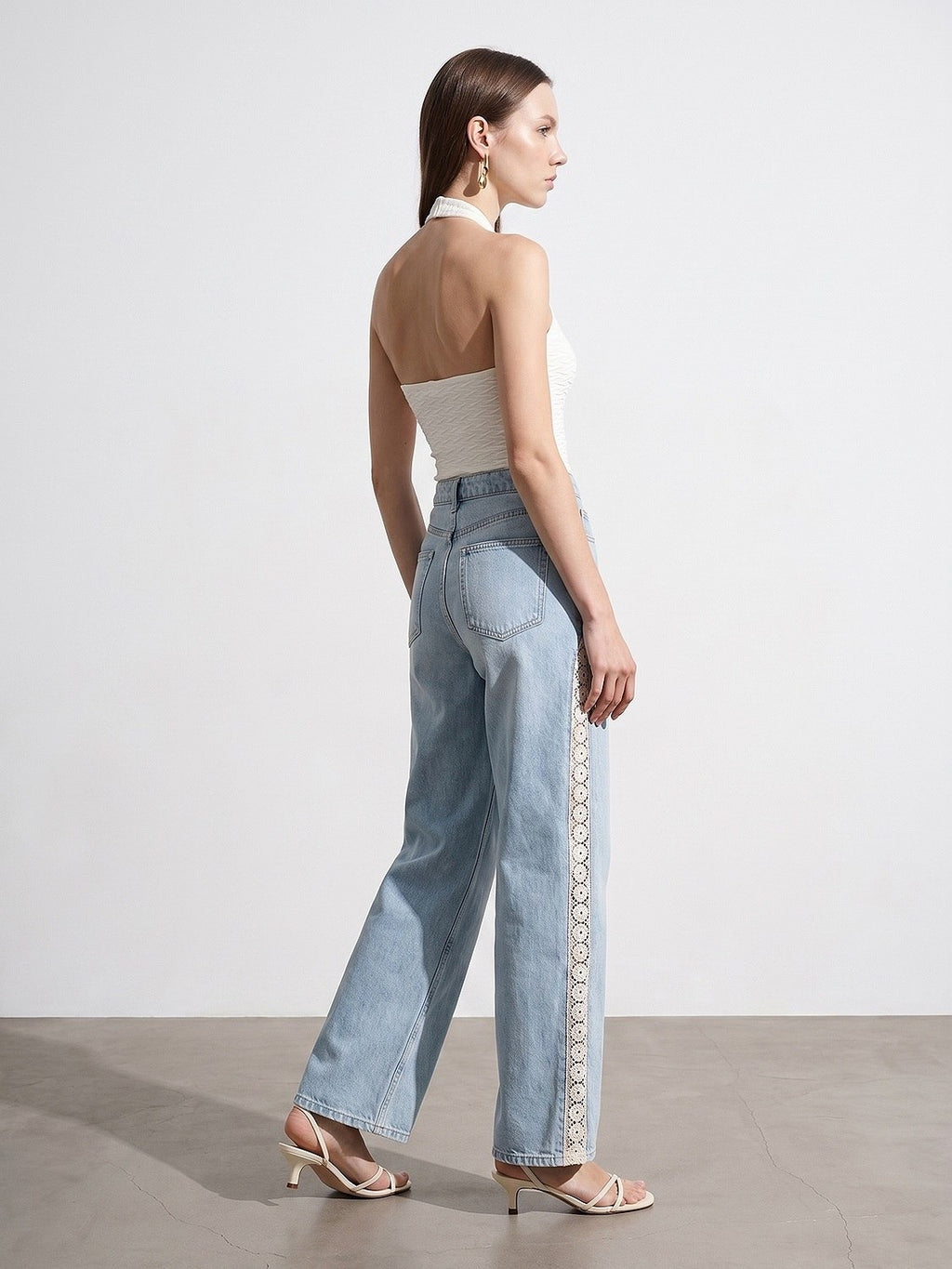 Light Wash Lace Side Wide-Leg Jeans