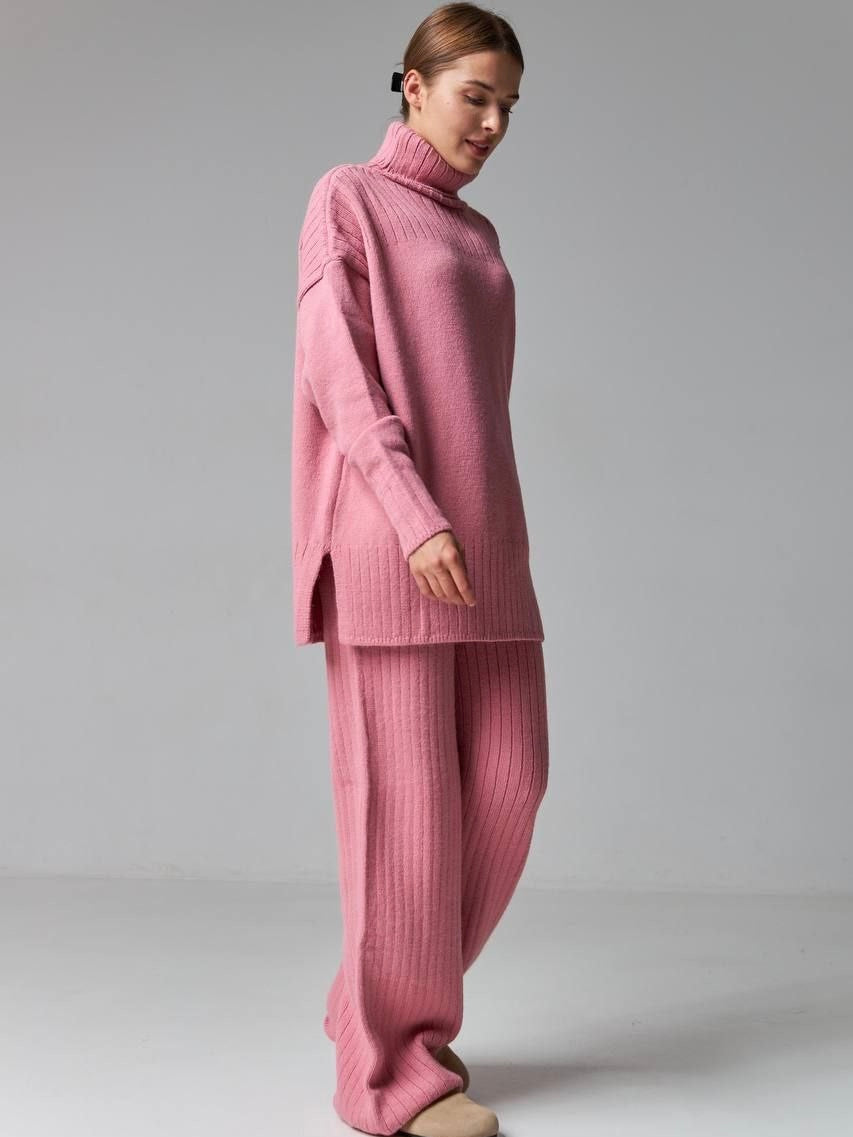 High-Neck Wool Set