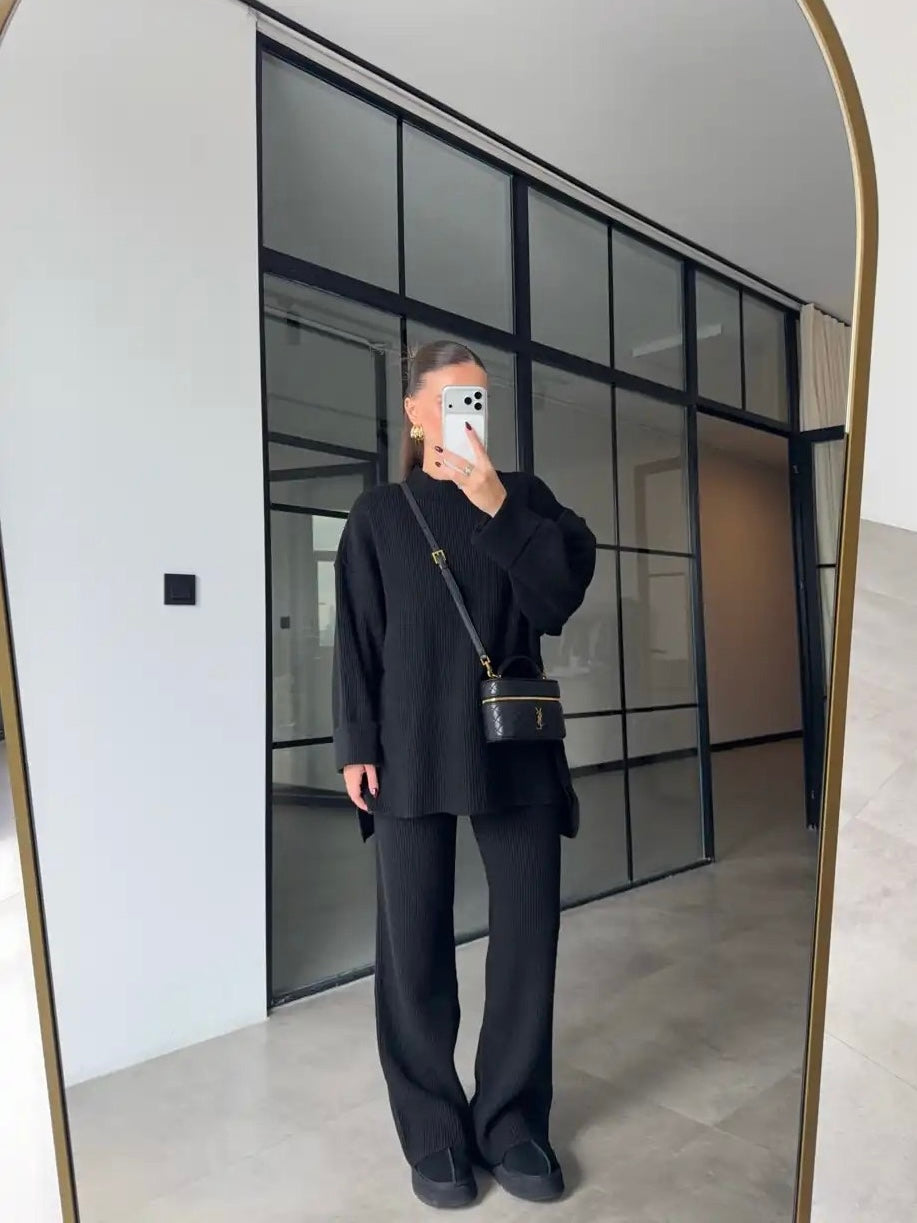 Black Wool Set