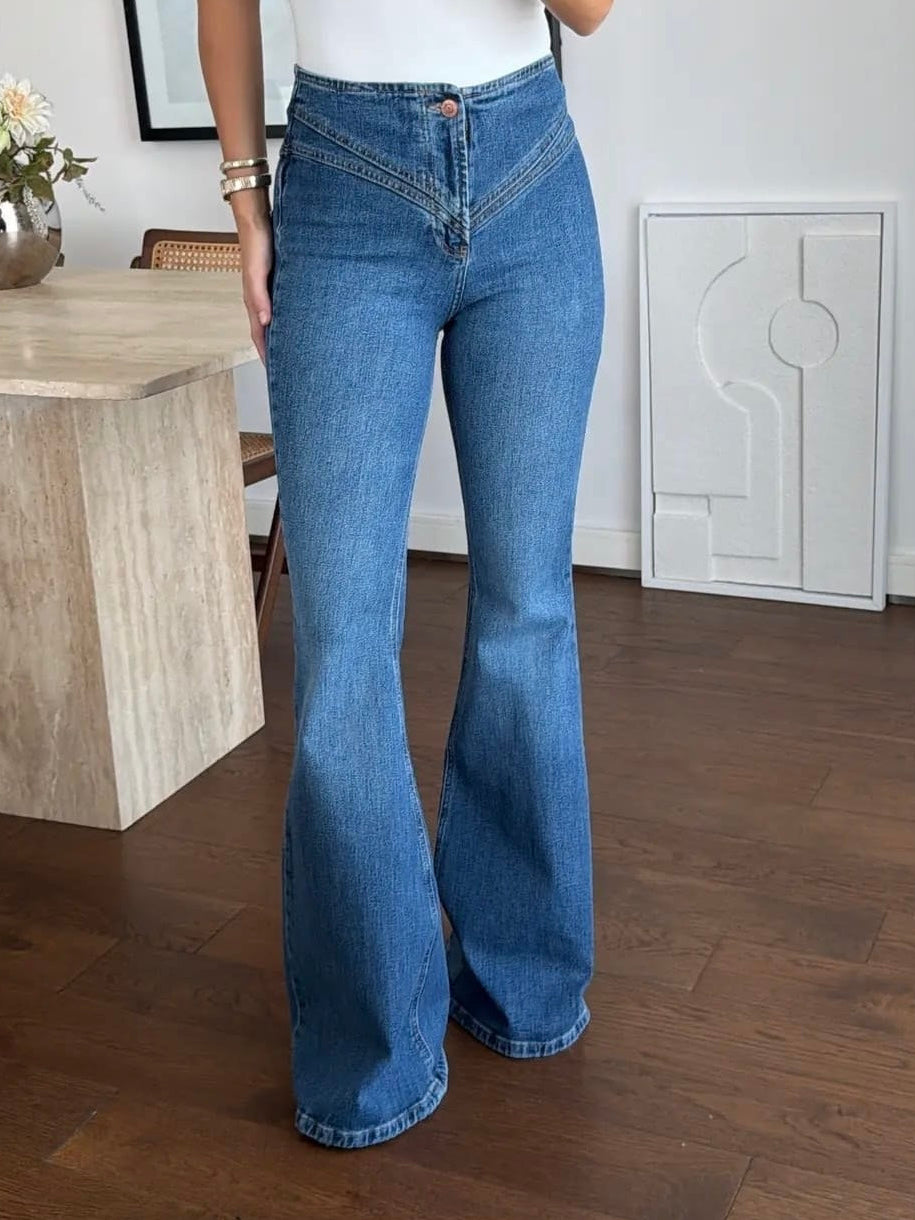 ELLA Signature Flare Jeans