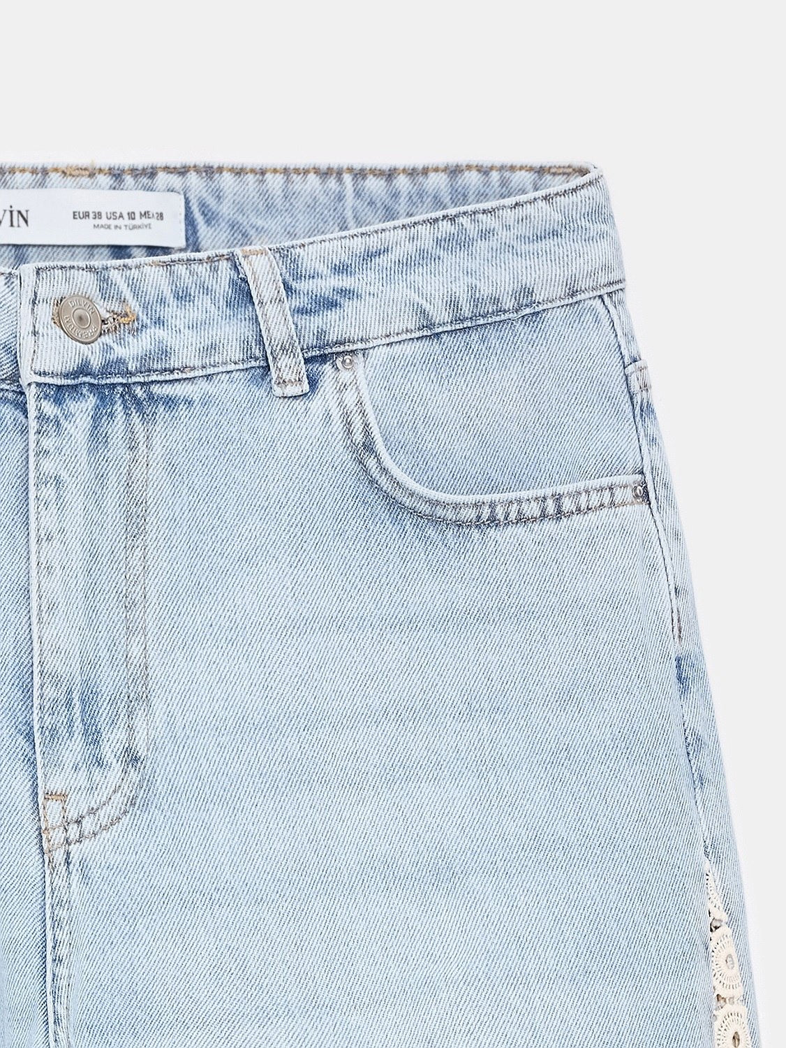 Light Wash Lace Side Wide-Leg Jeans