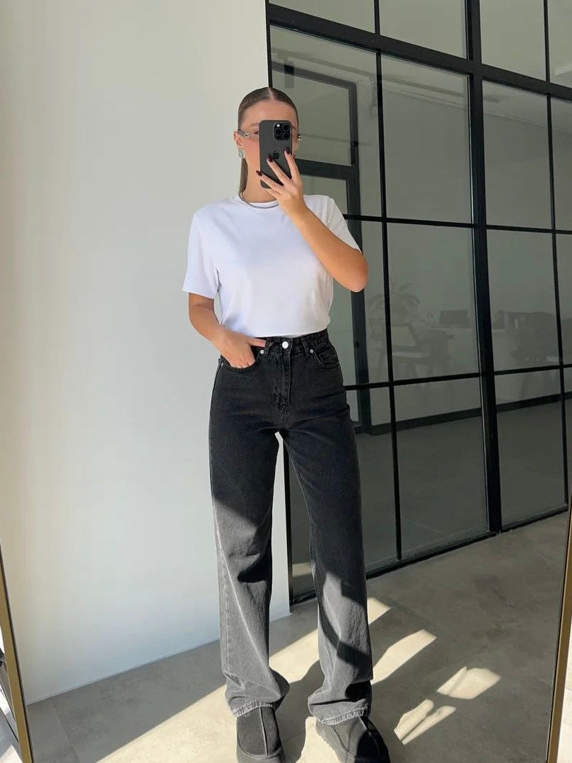 Zara Straight Jeans